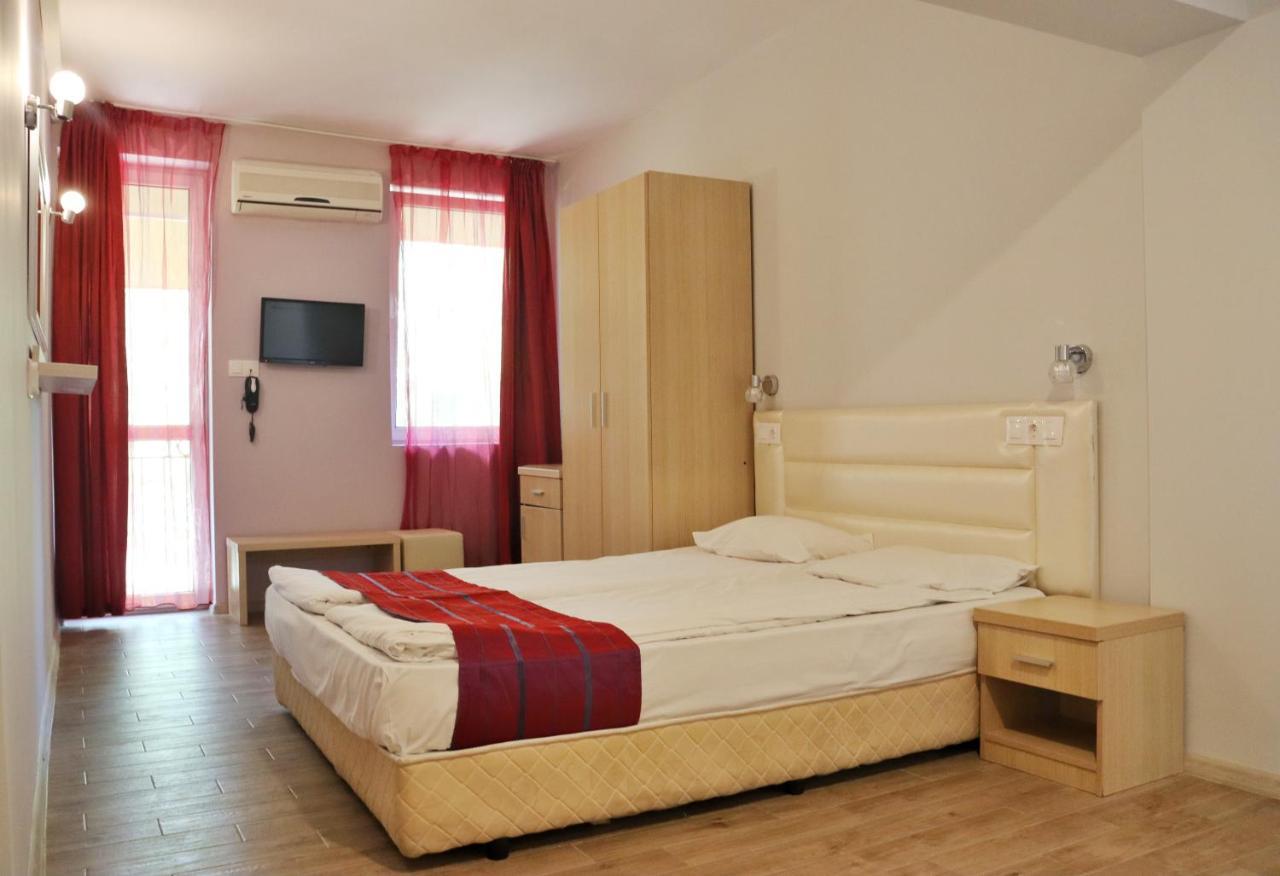Rilena Hotel Kiten  Eksteriør bilde